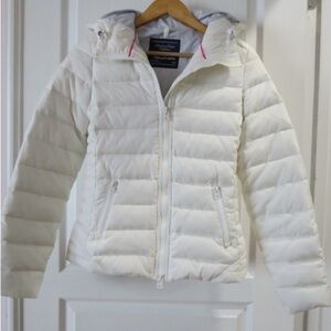 American Eagle Outfitters Cream Puffer Jacket